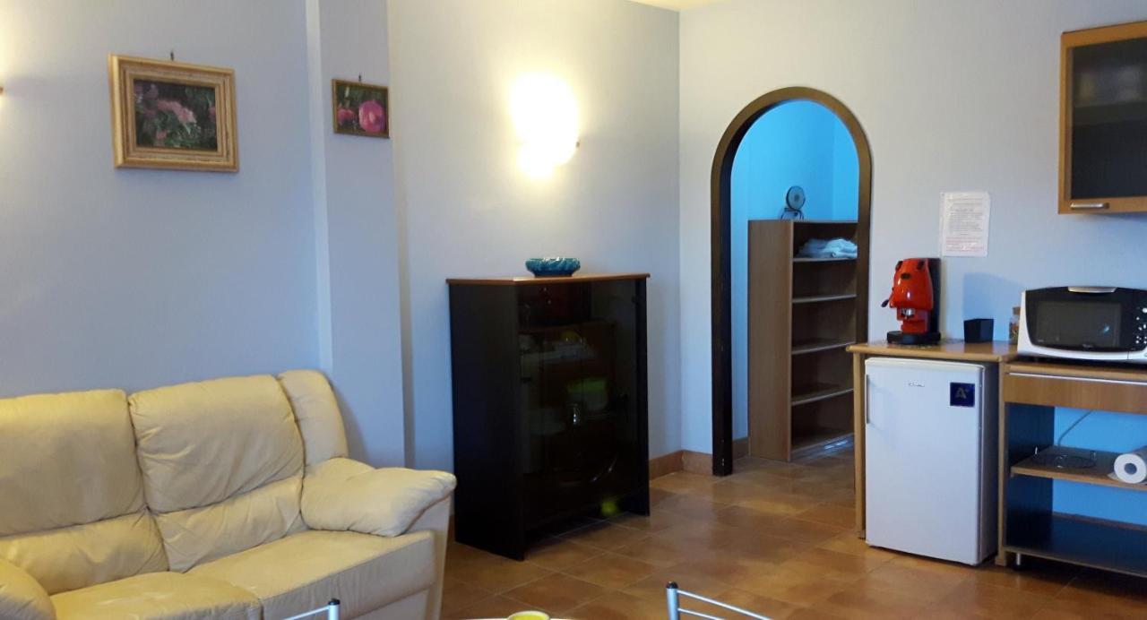 Grazioso appartamento in villa Bracciano  Esterno foto
