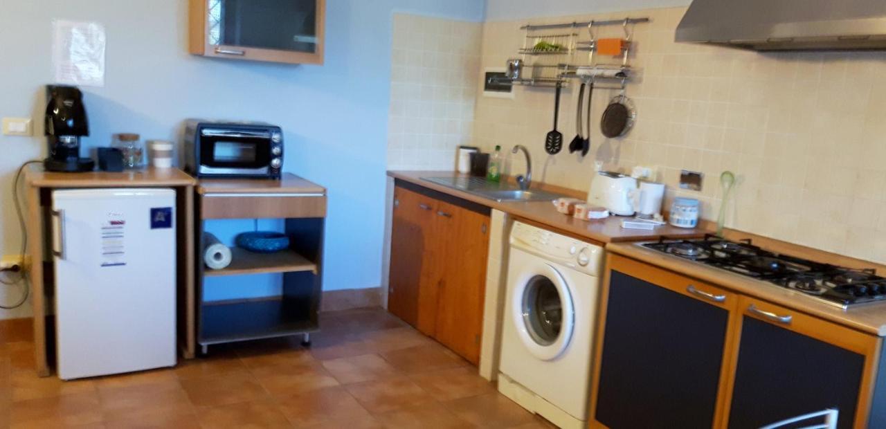 Grazioso appartamento in villa Bracciano  Esterno foto