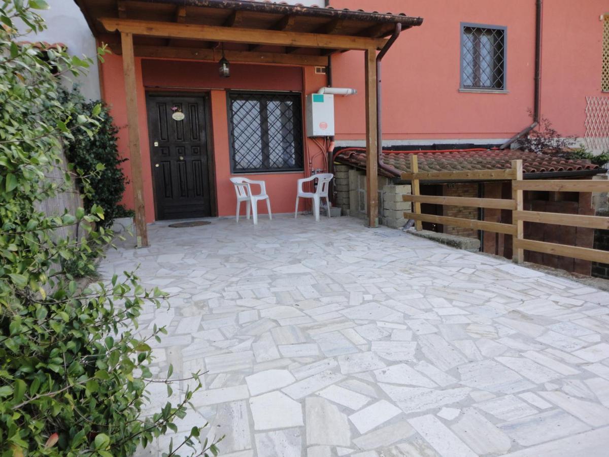 Grazioso appartamento in villa Bracciano  Esterno foto